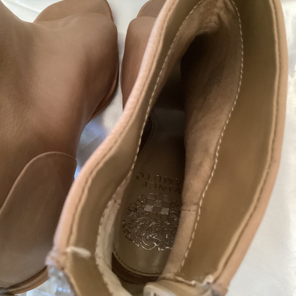 Vince Camuto Bebunder Open Toe Shooties - Picture 12 of 16